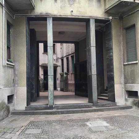 Casa Della Nonna Apartment Como